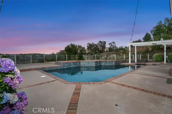 Laguna Niguel, CA 92677,31 Russell LN