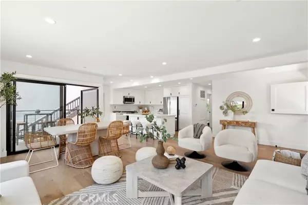 Laguna Beach, CA 92651,246 Fairview ST