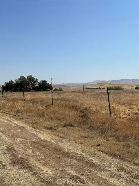 0 Cosmo ST, Bakersfield, CA 93306