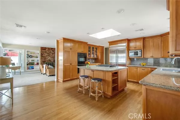 Costa Mesa, CA 92627,1951 Aliso AVE