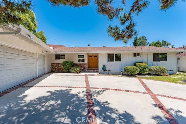 Woodland Hills, CA 91367,23730 Carard ST