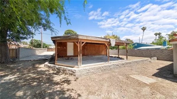 Sylmar, CA 91342,10816 Foothill BLD