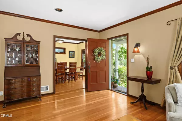 South Pasadena, CA 91030,1116 Foothill ST