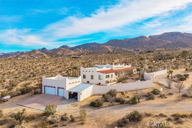 Joshua Tree, CA 92252,7423 Juniper RD