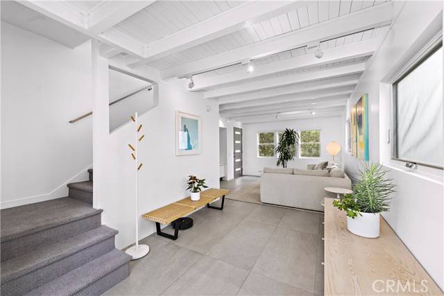 Laguna Beach, CA 92651,241 Fairview ST