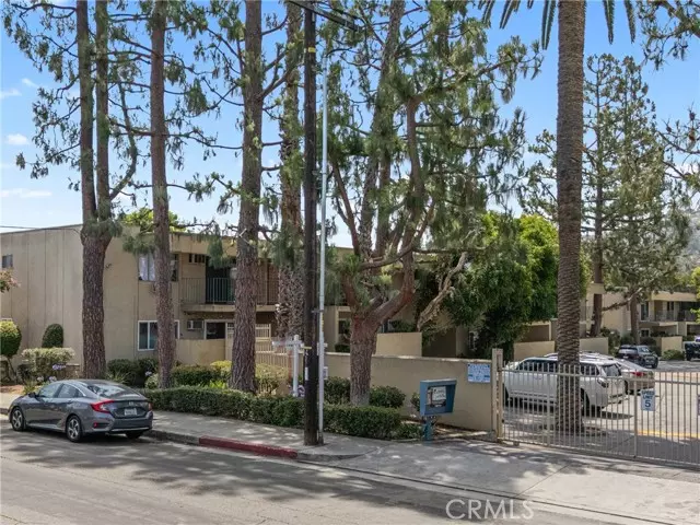 11138 Aqua Vista ST 30, Studio City, CA 91602