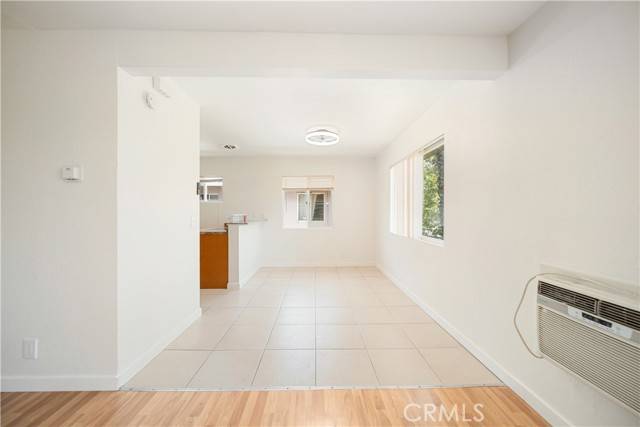 Santa Ana, CA 92707,2516 S Baker ST