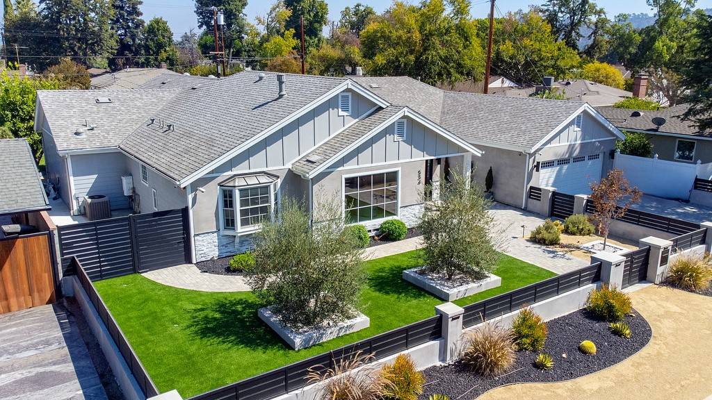 Burbank, CA 91506,534 S Parish PL