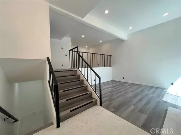 Marina Del Rey, CA 90292,4640 Glencoe AVE 7