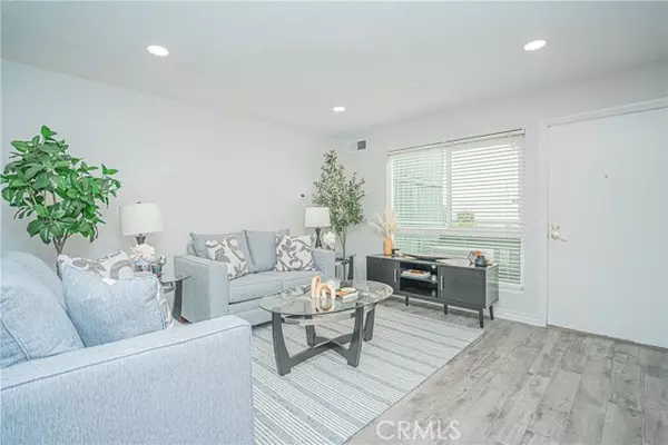 La Mirada, CA 90638,15300 Ocaso AVE E102