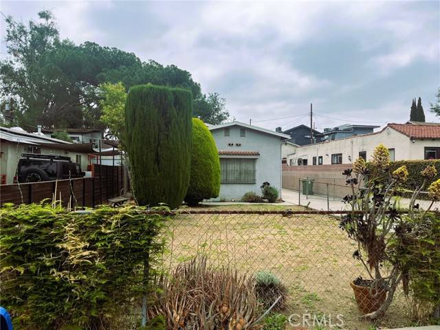 Los Angeles, CA 90042,1024 Farnam ST