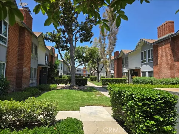 Tustin, CA 92780,16578 Montego WAY