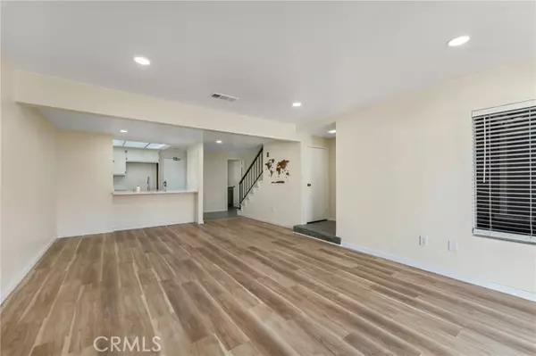 Ontario, CA 91762,2321 S Magnolia AVE 6E