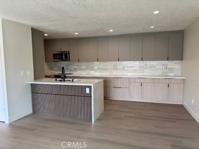 2501 W sunflower F12, Santa Ana, CA 92704