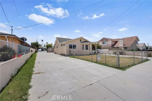 Carson, CA 90745,546 E 220th ST