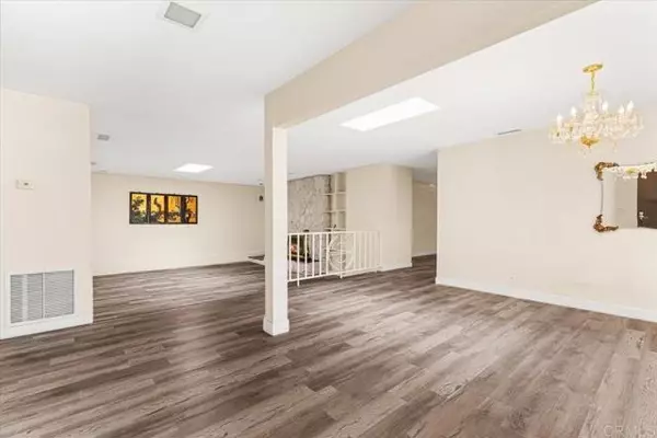 Ramona, CA 92065,25175 Hereford DR
