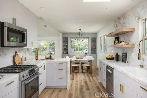 Costa Mesa, CA 92627,212 E 19th ST