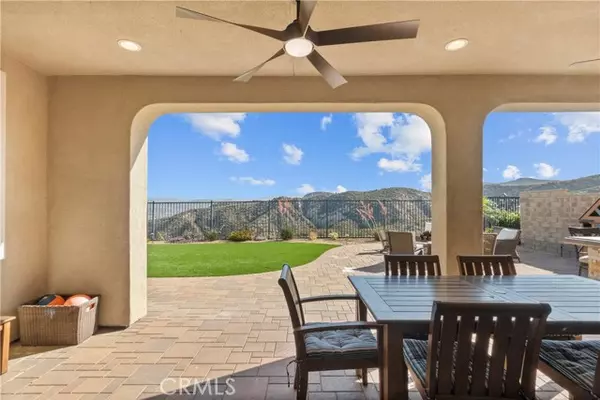 18655 Cedar Crest DR, Canyon Country, CA 91387