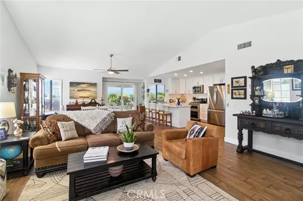 Redlands, CA 92374,20 Waters CT