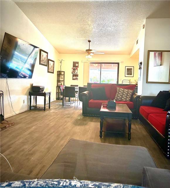 Lake Elsinore, CA 92530,245 Broadway ST