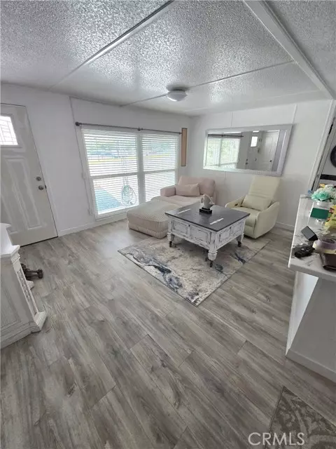 Canyon Lake, CA 92587,22725 Skylink DR