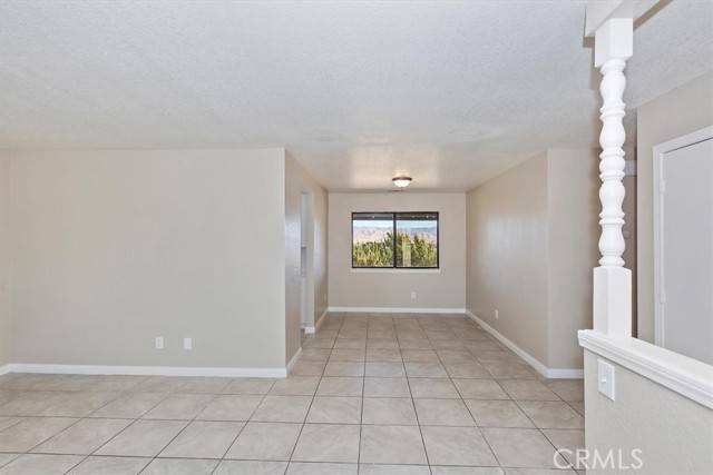 Hesperia, CA 92345,7267 Dalscote ST