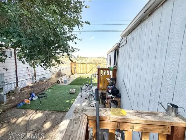 Lancaster, CA 93535,45415 28th ST 64