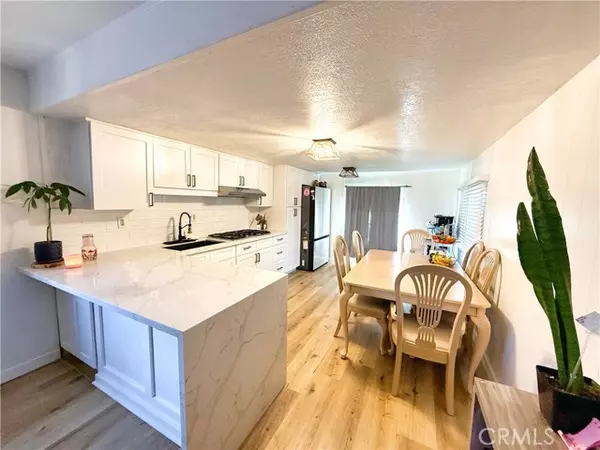 Lancaster, CA 93535,45415 28th ST 64