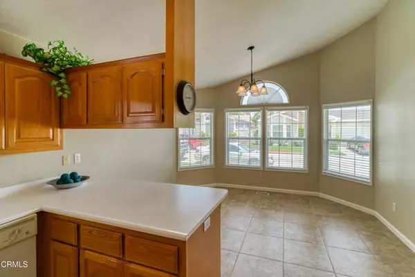 Canyon Country, CA 91351,27809 Blue Sky LN