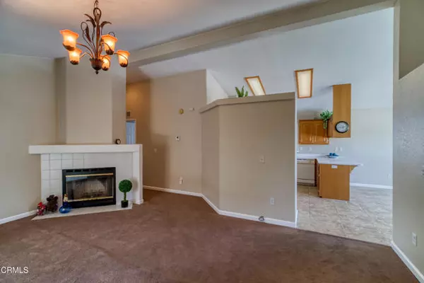 Canyon Country, CA 91351,27809 Blue Sky LN