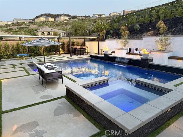 2516 Chad Zeller LN, Corona, CA 92882