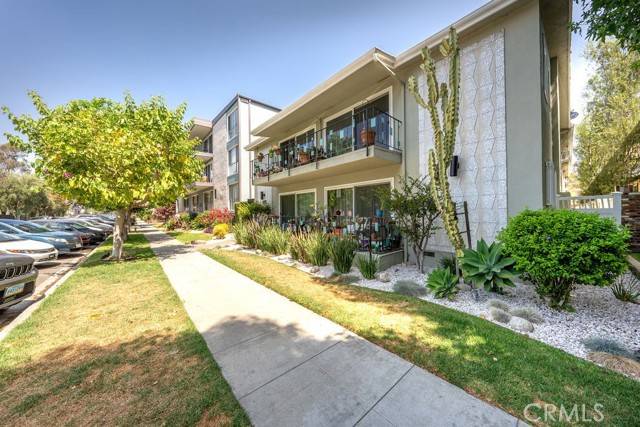 Long Beach, CA 90802,1405 E 1st ST 10