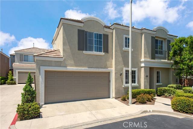120 Rue Monet, Lake Forest, CA 92610