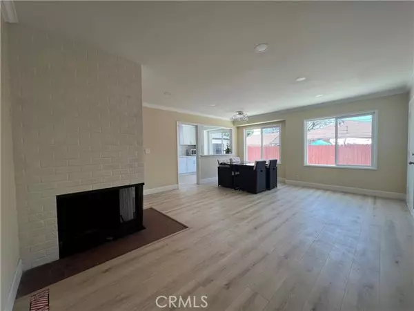 Santa Ana, CA 92706,1236 W Santa Clara AVE