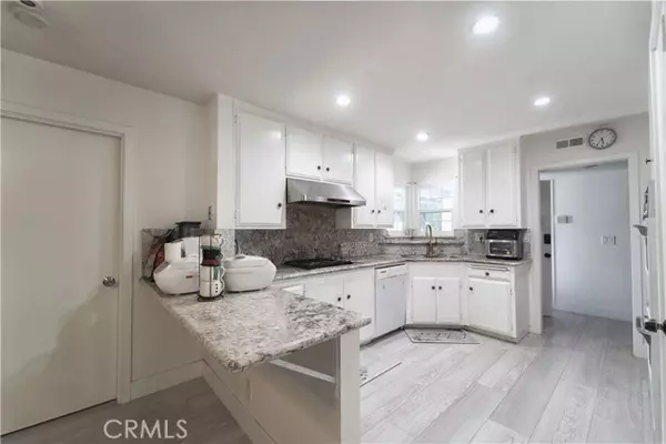Westminster, CA 92683,14712 Bromley St