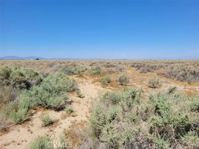 127 E Avenue K4, Lancaster, CA 93535