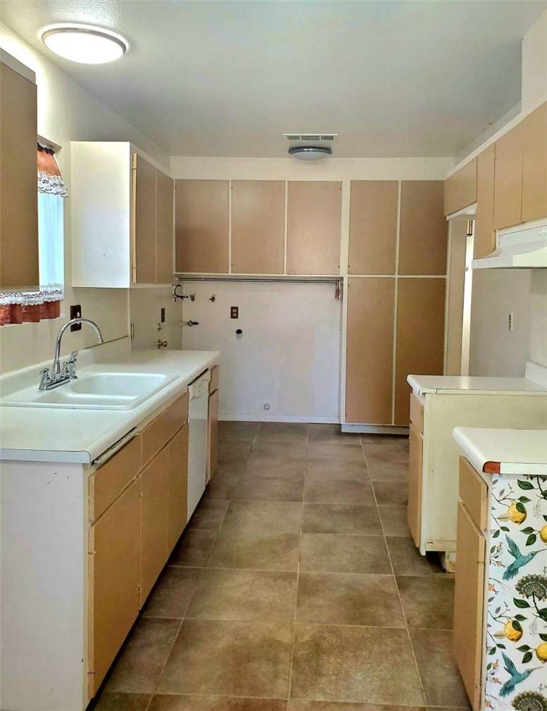Hemet, CA 92545,543 San Clemente ST