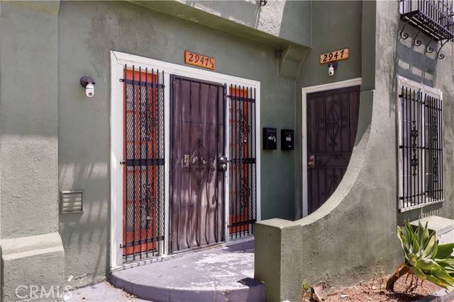Los Angeles, CA 90006,2945 W 11th ST