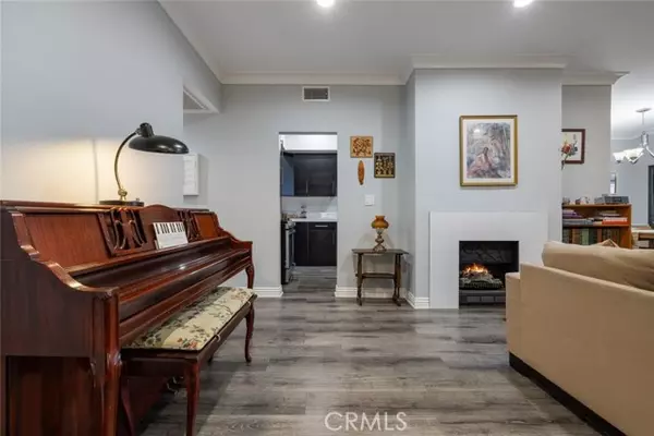 Glendale, CA 91206,234 N Kenwood ST 106