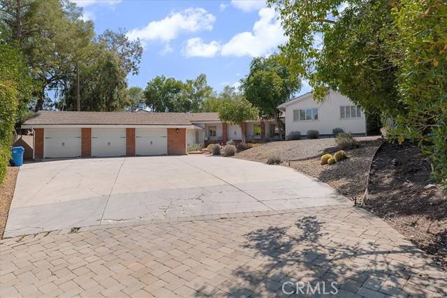 23760 Oakfield RD, Hidden Hills, CA 91302