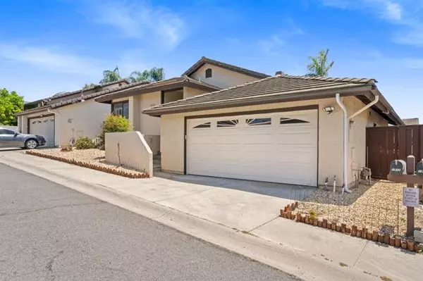 Escondido, CA 92027,1973 Buckskin