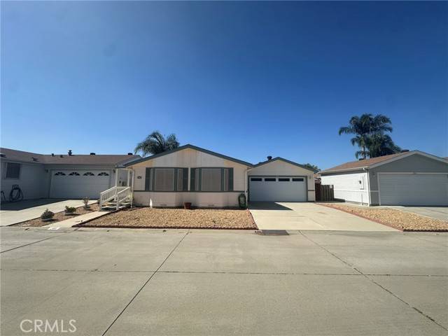 Menifee, CA 92586,27250 Murrieta RD 266