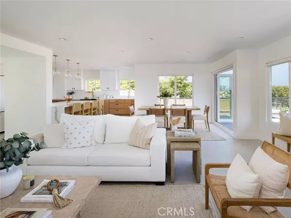 Redondo Beach, CA 90277,320 Calle Mayor