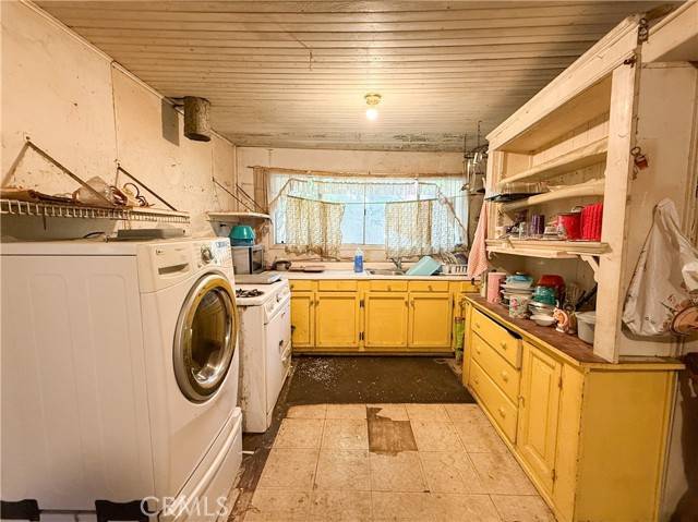 Orange, CA 92869,4223 E Marmon AVE