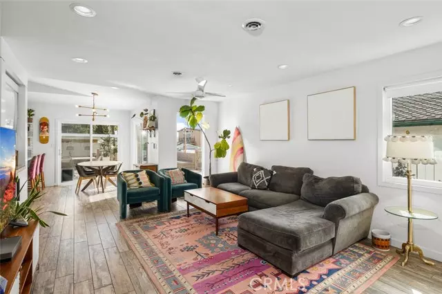 131 W Avenida Cordoba, San Clemente, CA 92672