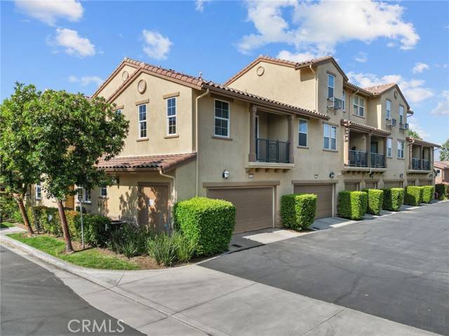 Valencia, CA 91354,28494 Herrera ST