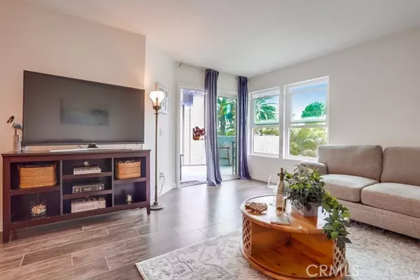 Newport Beach, CA 92663,240 Nice LN 114