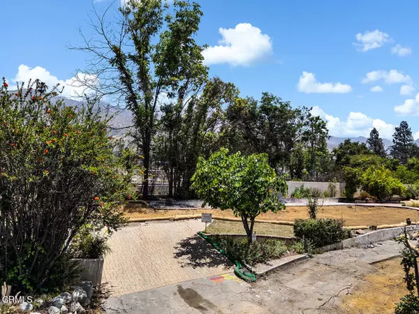 Altadena, CA 91001,559 E Marigold St