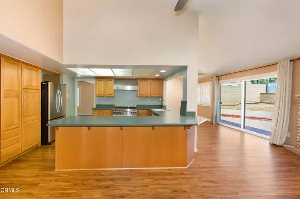 Sylmar, CA 91342,13716 Herrick AVE
