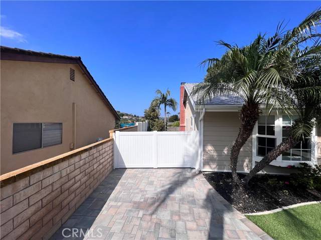 Laguna Niguel, CA 92677,29641 Via Pan